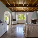 Yialos Villa